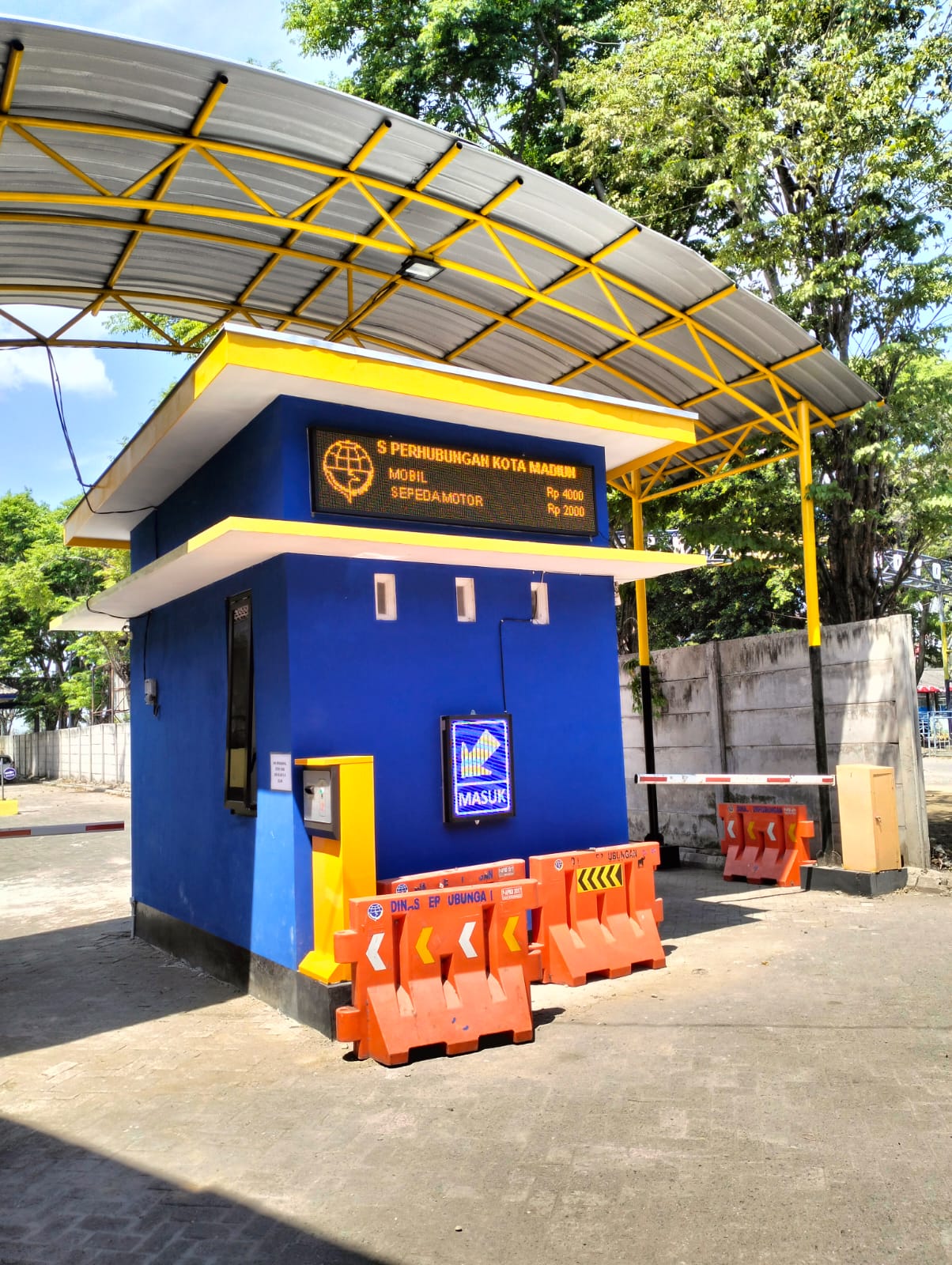 2023 - Pengadaan dan Pemasangan Running Text Parkir Terminal Kota Madiun 1