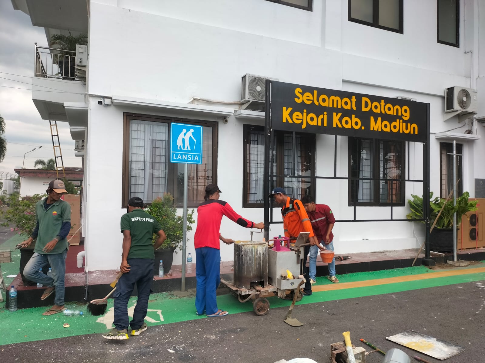 2024 - Pengadaan dan Pemasangan Rambu Disabilitas Kab. Madiun 2